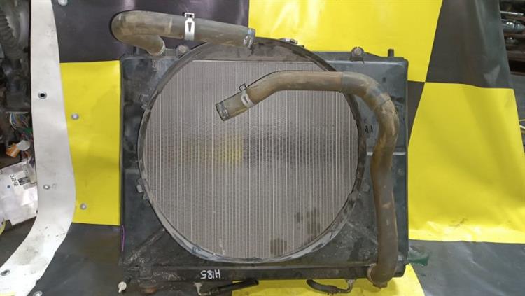 Радиатор основной Мицубиси Паджеро в Чистополе 105204